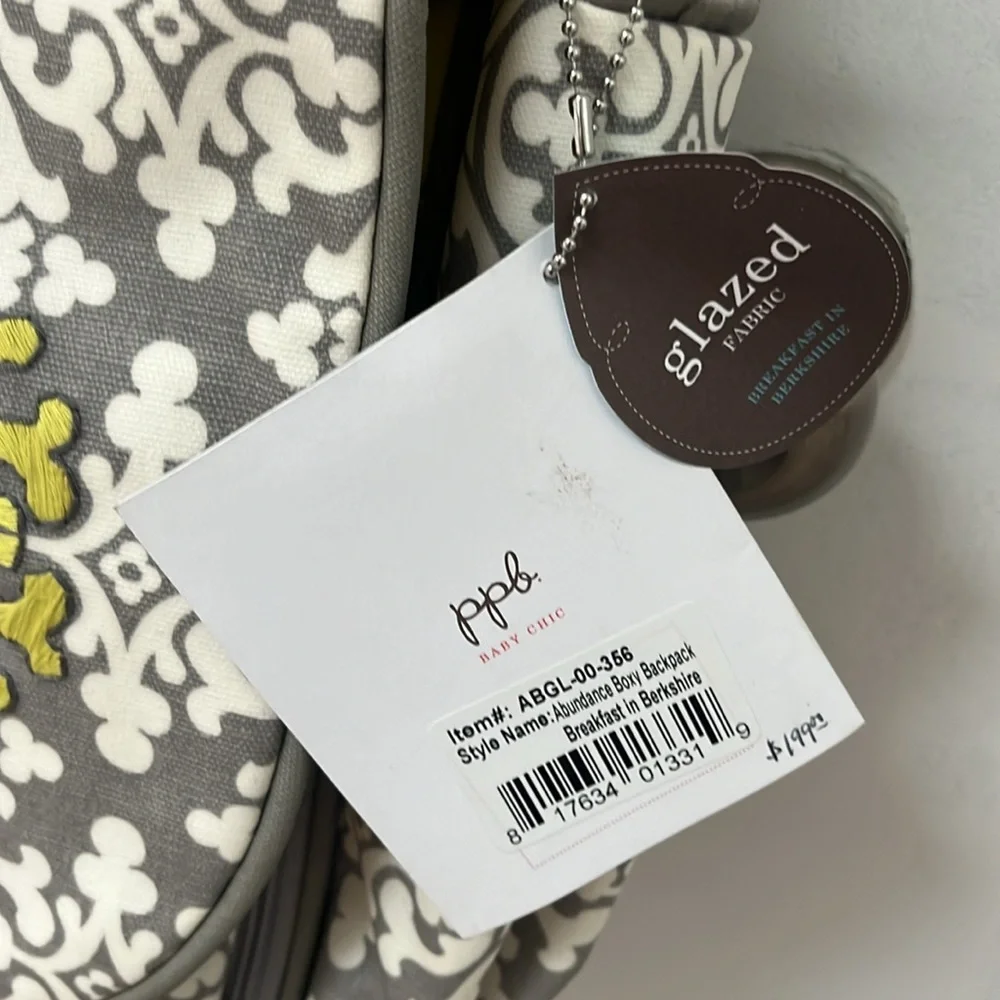 Petunia Pickle Bottom Breakfast in Berkshire Abundance Boxy Backpack,NWT